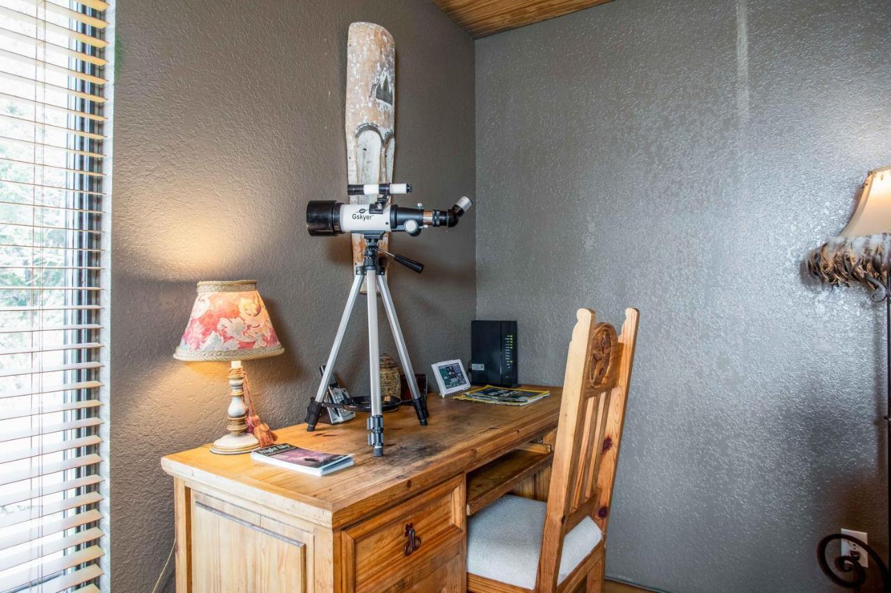 Antler Run Ranch Cabin Pipe Creek Exterior photo